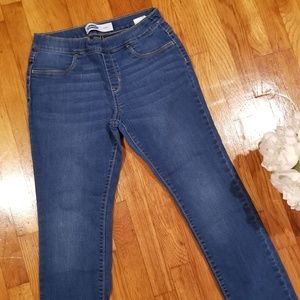 Girls Skinny Pull on Jeans (Med Wash) L-Plus